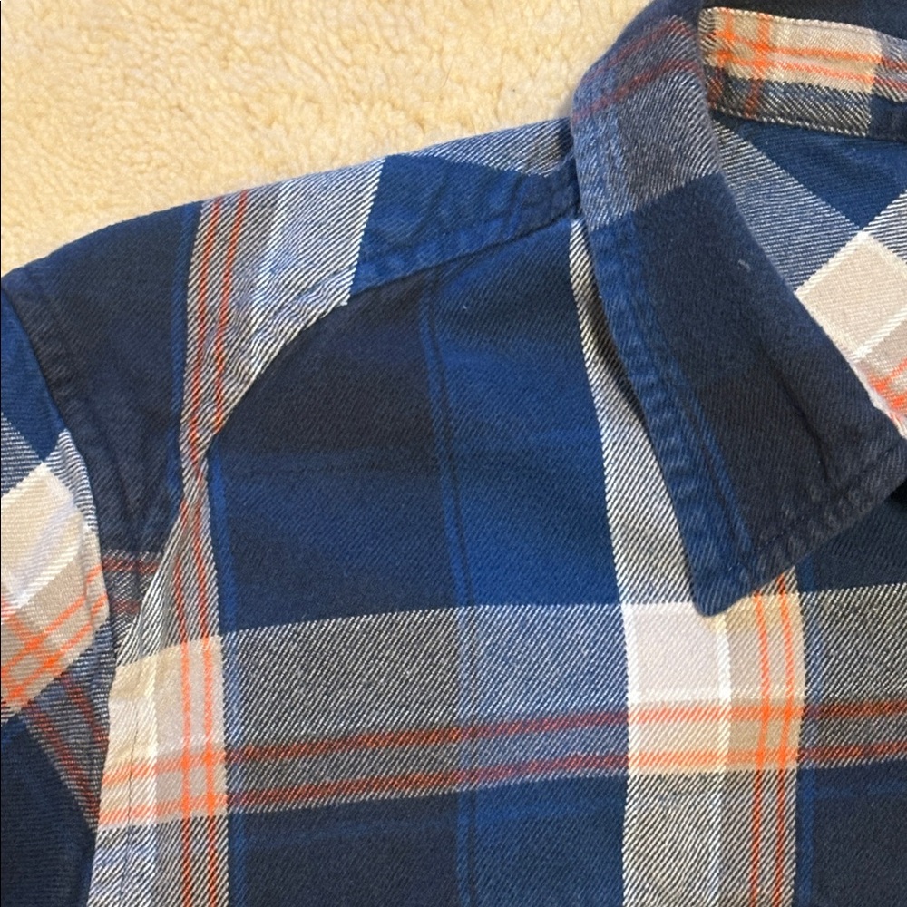 Merrell Navy Blue and Tan Plaid flannel Long-Sleeve Button-Down Shirt - Picture 4 of 9